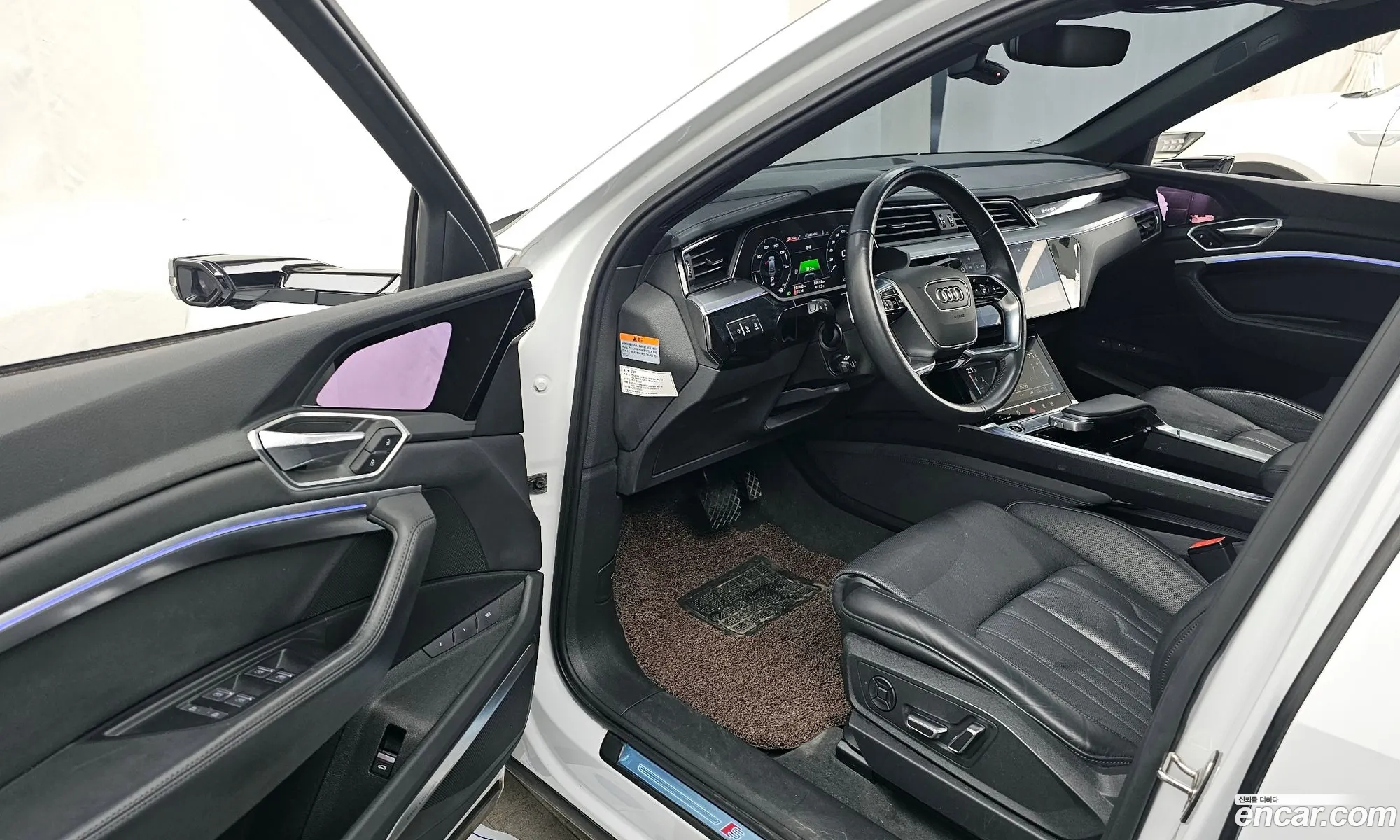 Audi e-tron 2022 — 2
