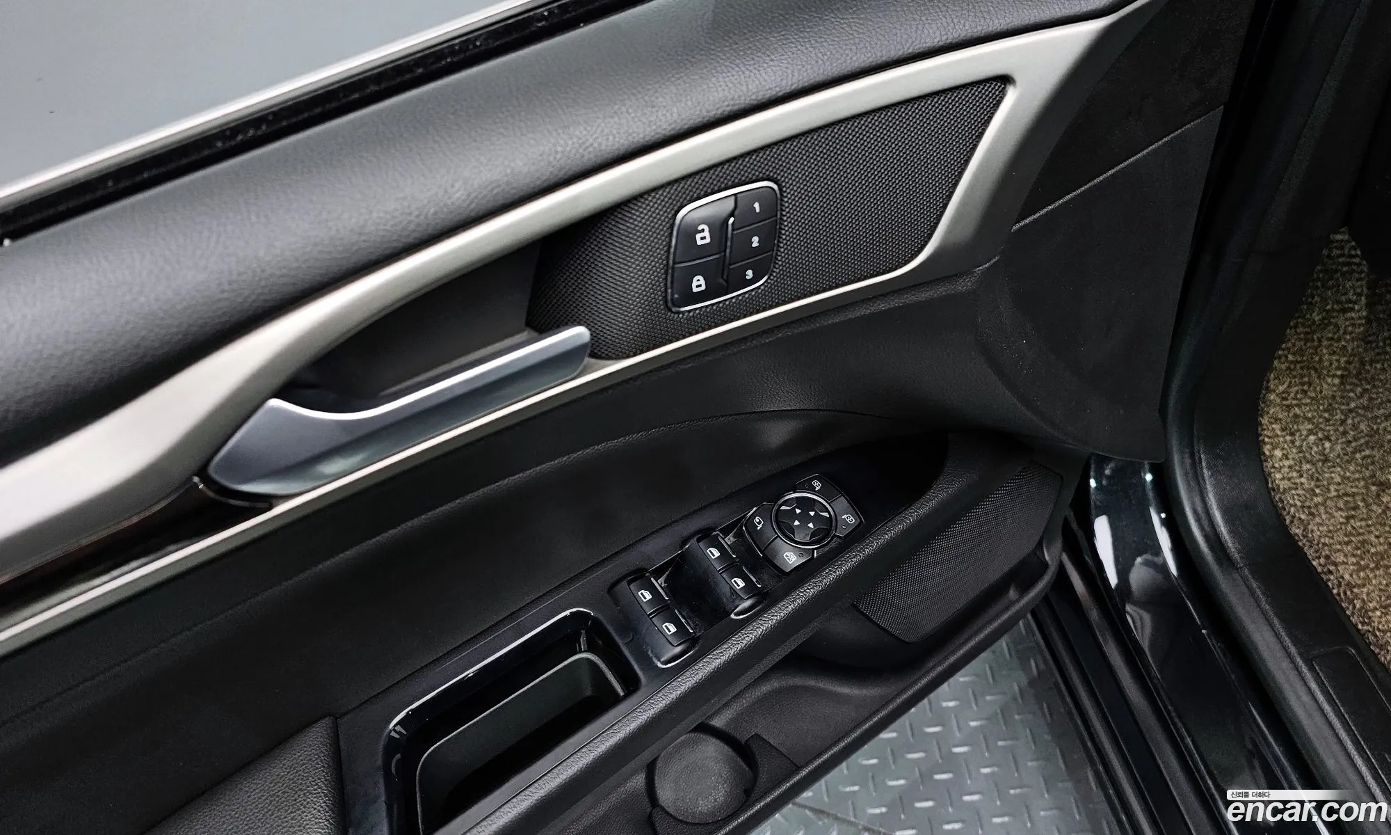 Ford Fusion 2013 — 8
