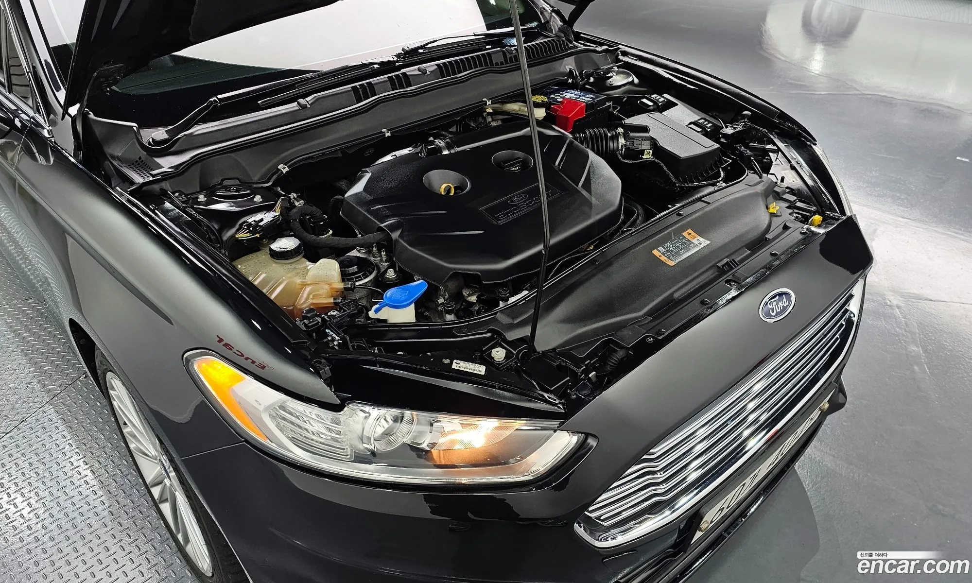 Ford Fusion 2013 — 16