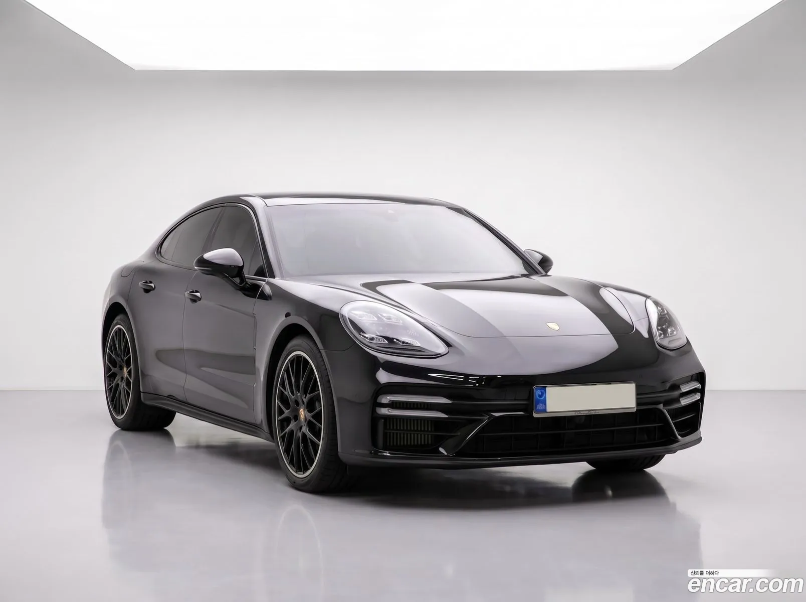 Porsche Panamera 2021 — 14