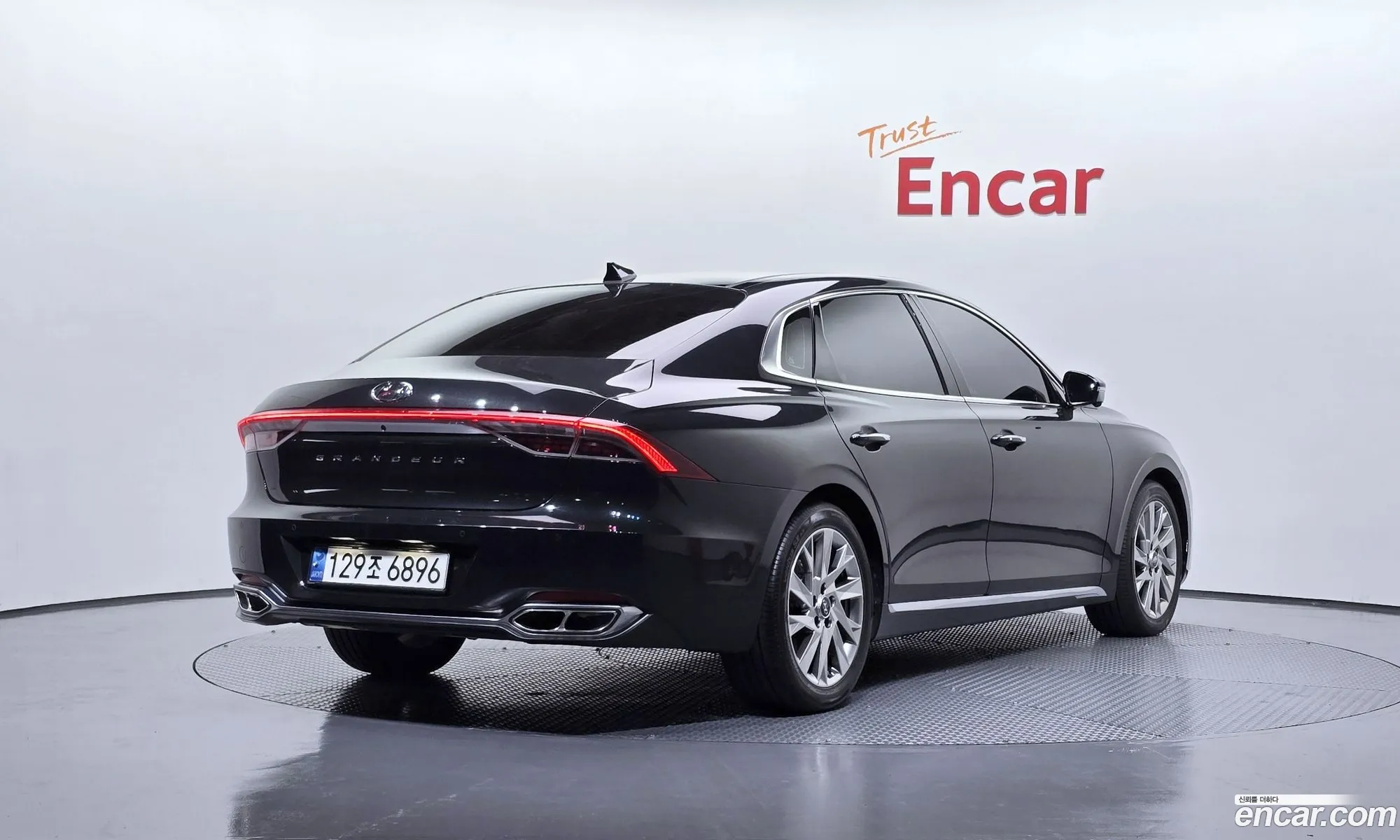 Hyundai Grandeur IG Hybrid 2021 — 10