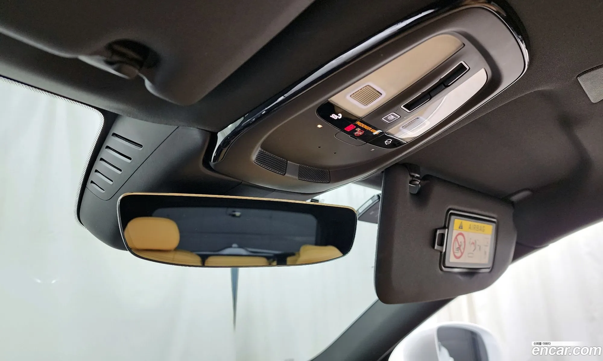 Volvo XC60 2023 LYVUZL122RB780673 — 4
