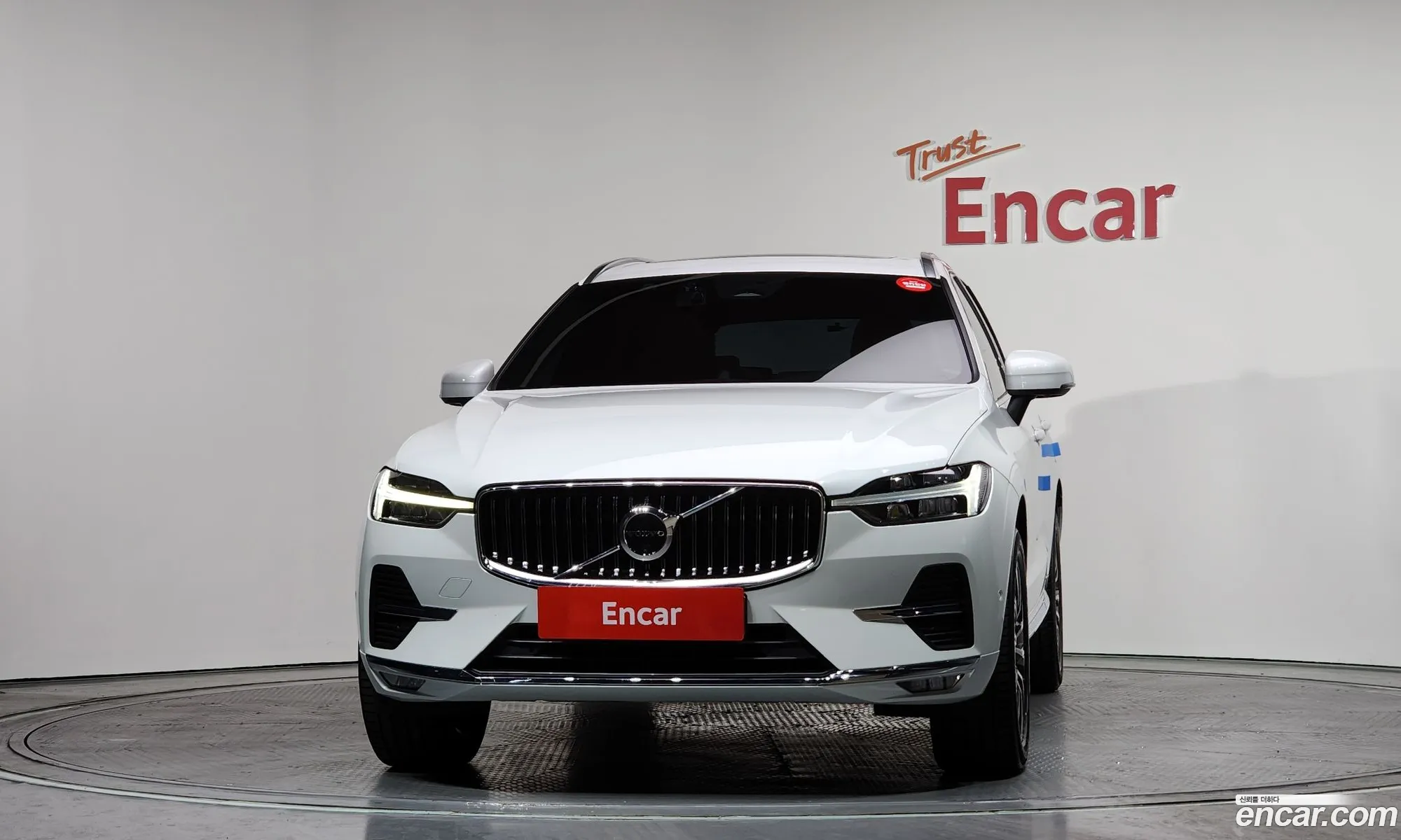 Volvo XC60 2023 LYVUZL122RB780673 — 9