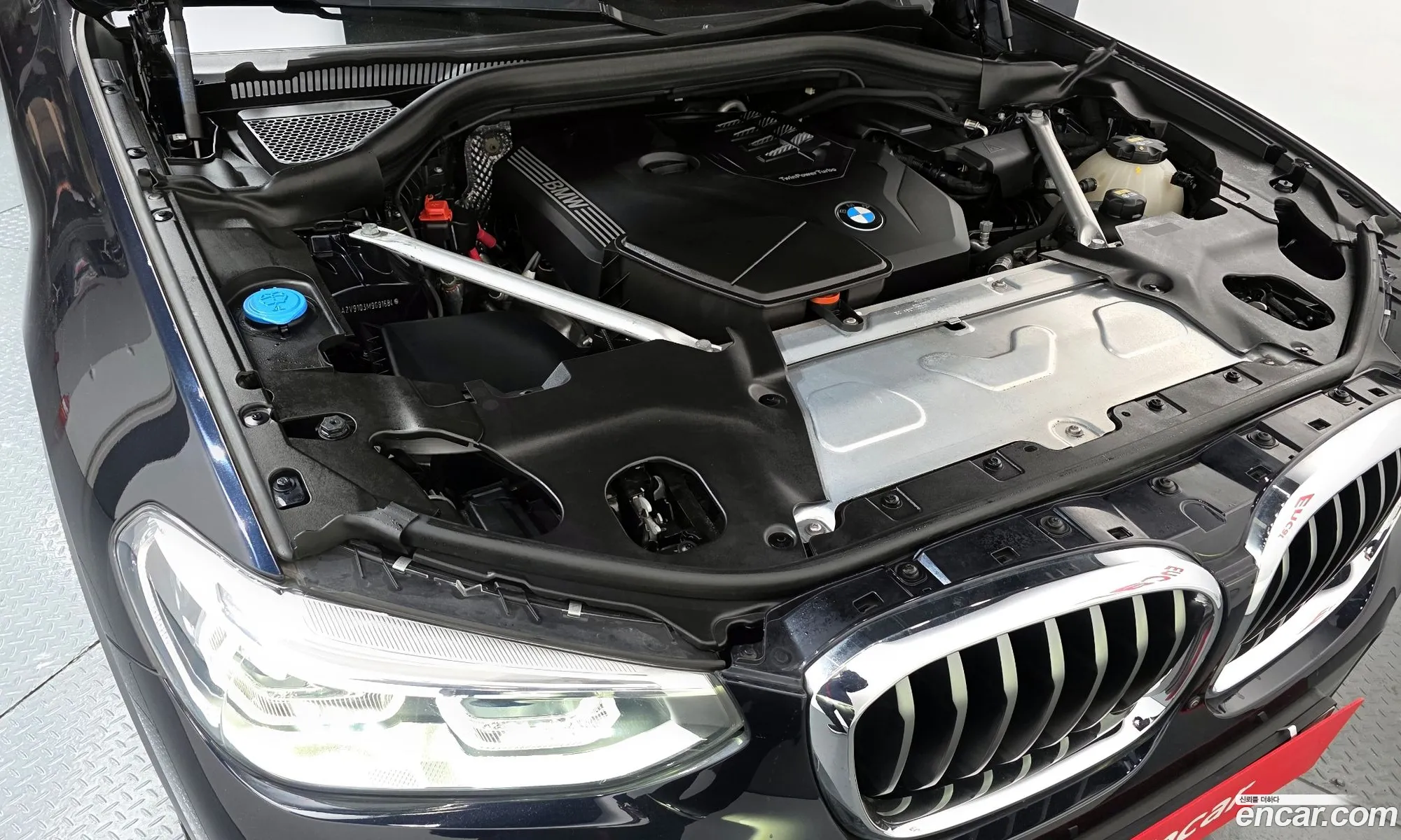 BMW X4 2021 WBA2V9103M9G91684 — 10