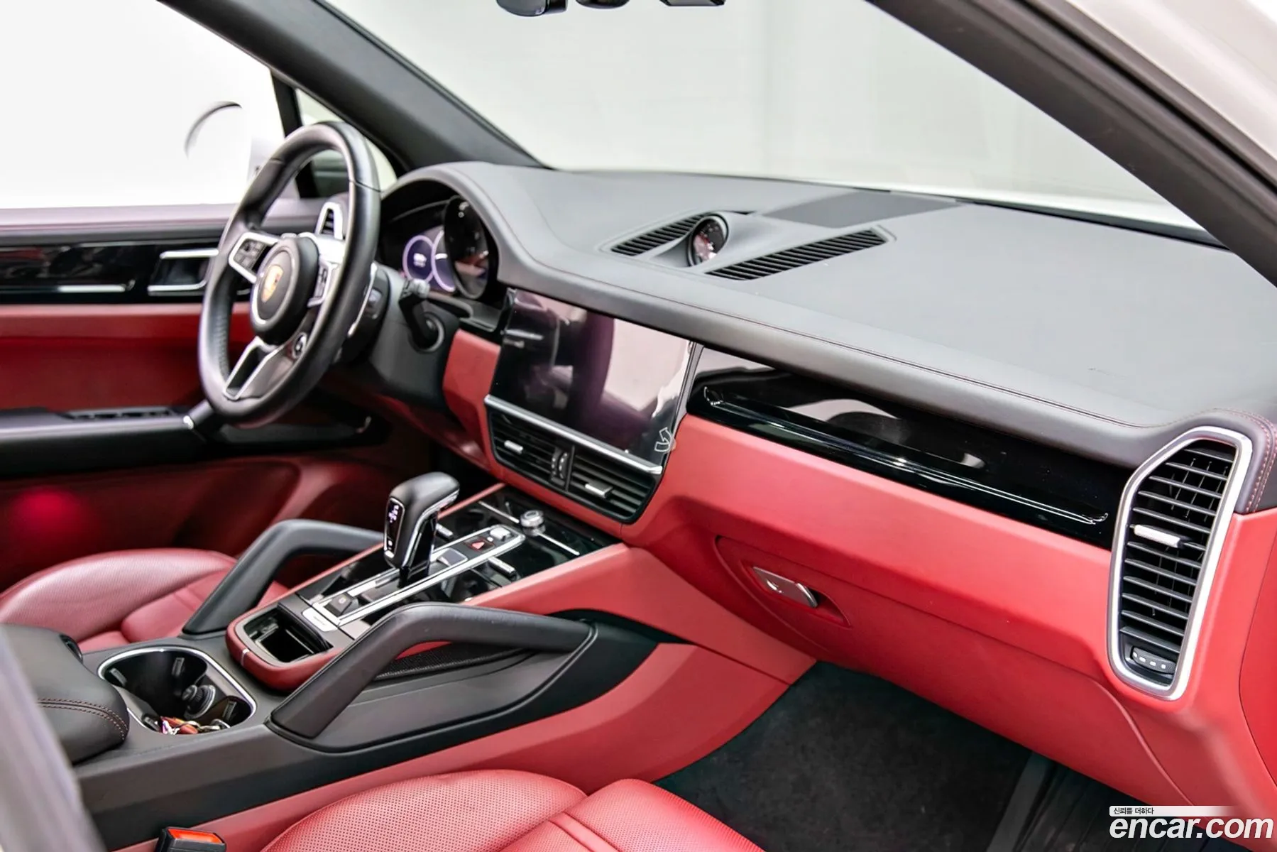 Porsche Cayenne 2020 — 11