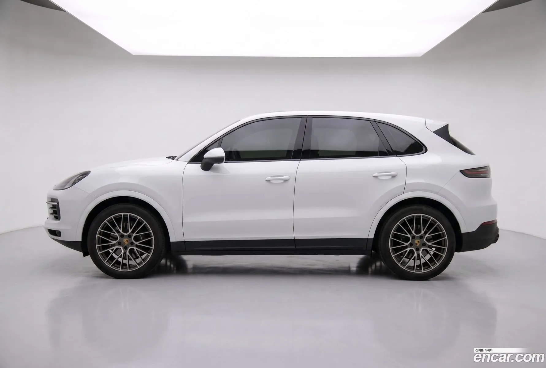 Porsche Cayenne 2020 — 19