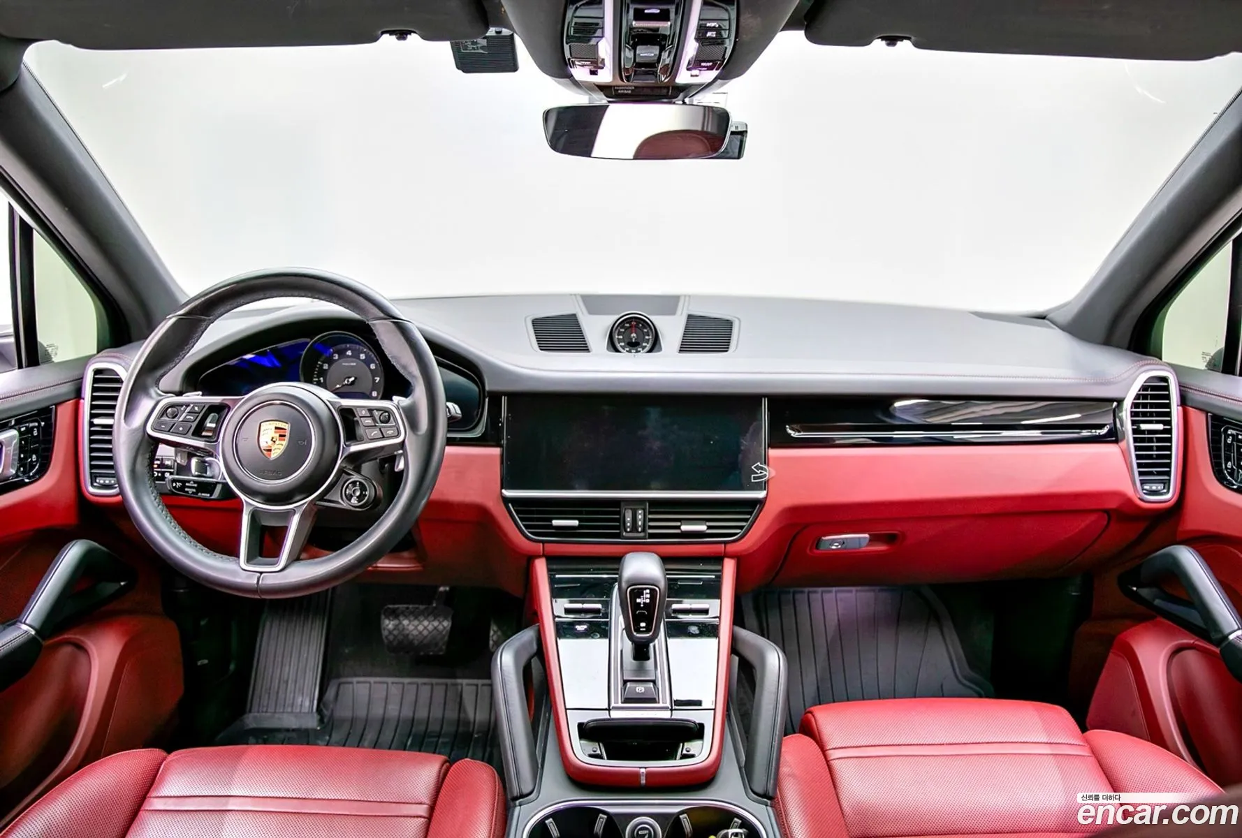 Porsche Cayenne 2020 — 16