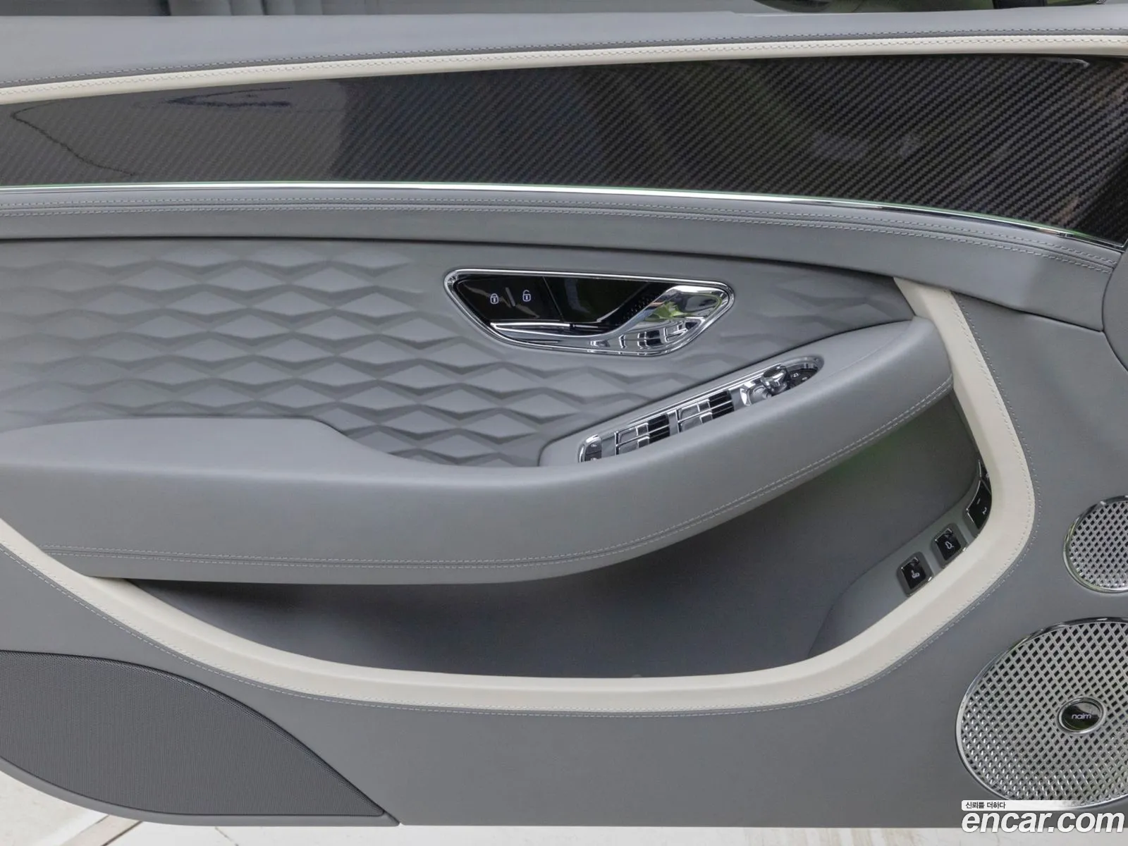 Bentley Continental GT 2025 — 18