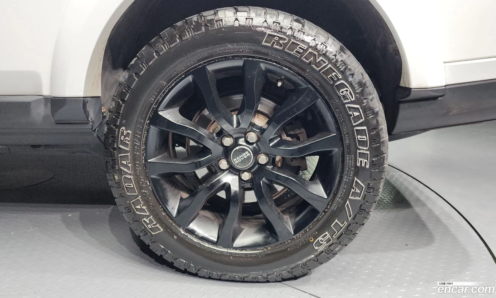 Land Rover Discovery 4 2016 — 11