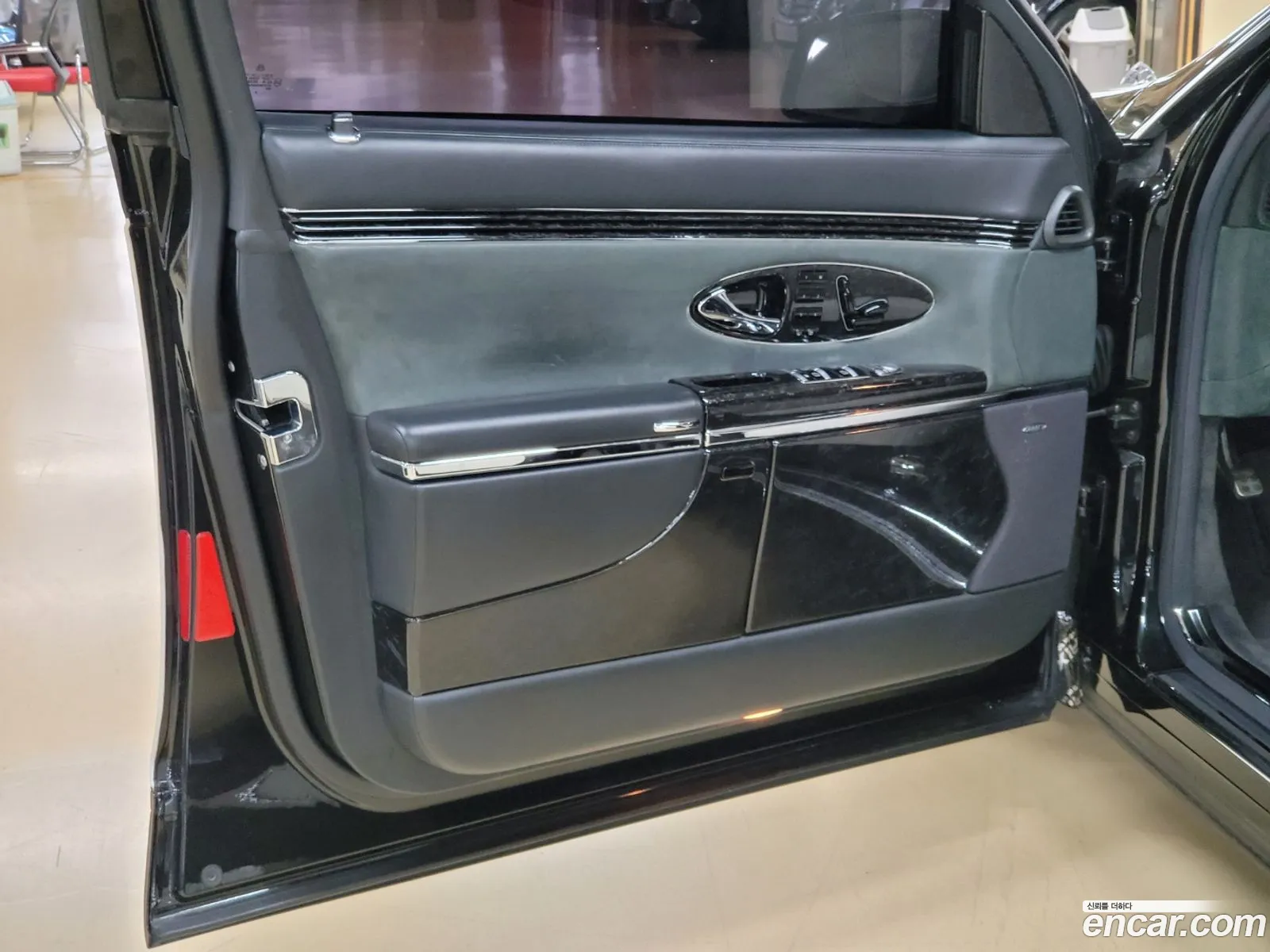 Maybach 57 2011 — 9