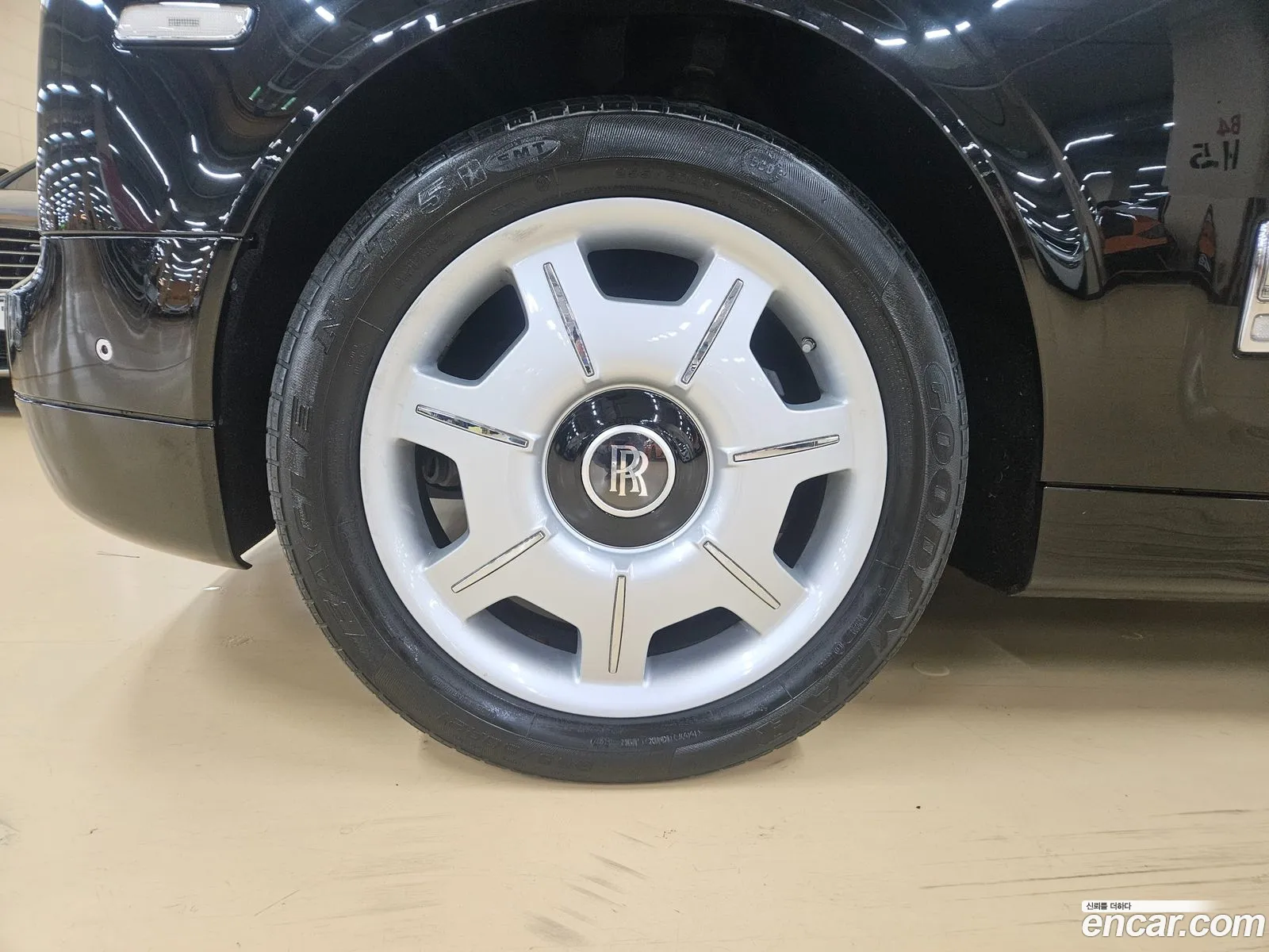 Rolls-Royce Phantom 2014 — 7