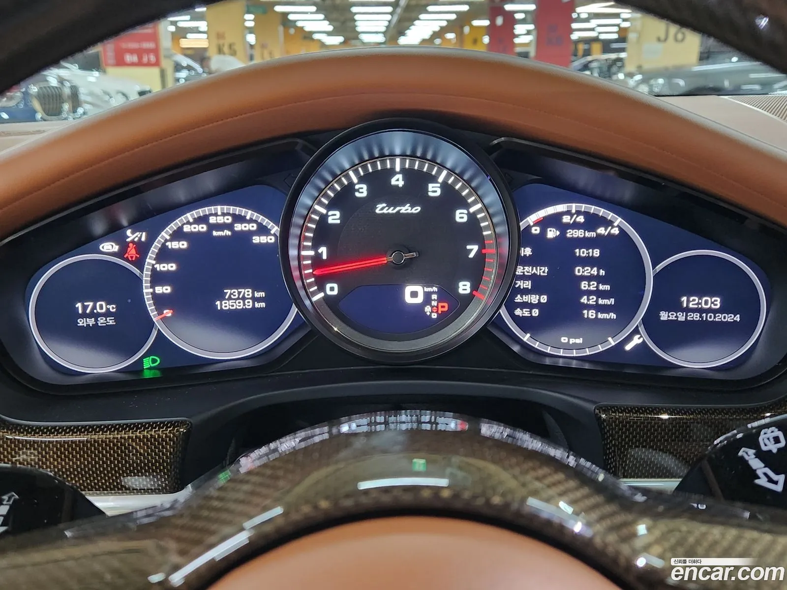 Porsche Panamera 2018 — 17