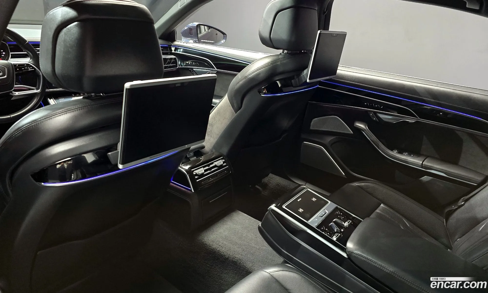 Audi A8 2020 — 20