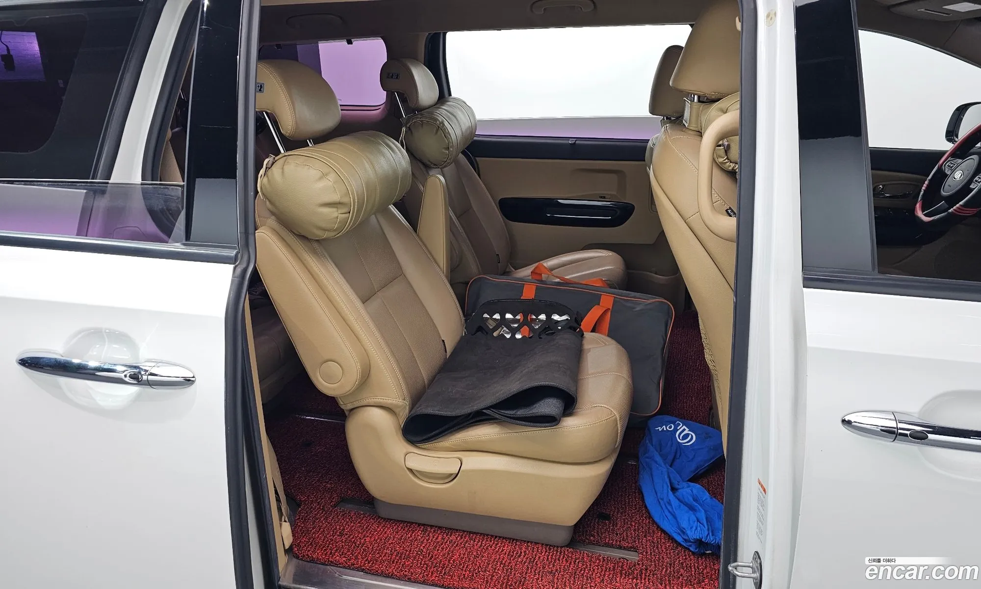 Kia Carnival 2019 — 10