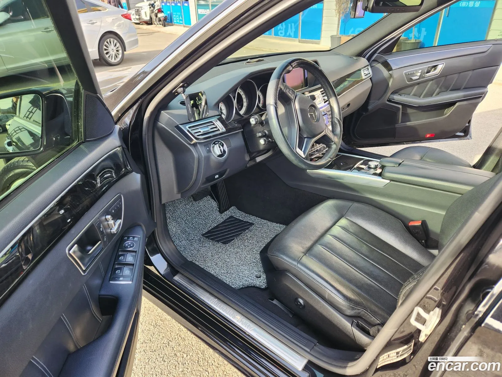 Mercedes-Benz E-Class W212 2014 — 8