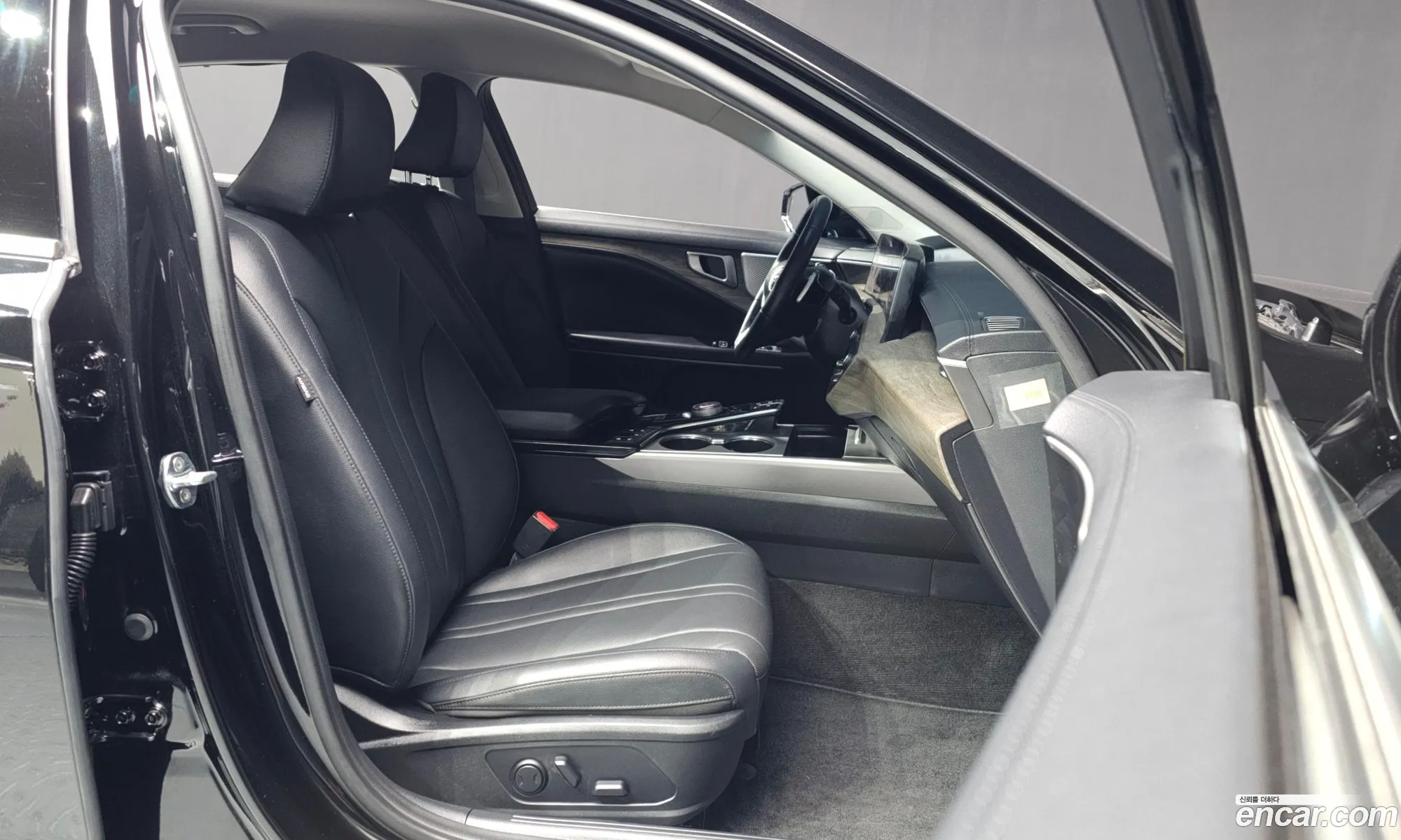 Kia K8 2021 — 14
