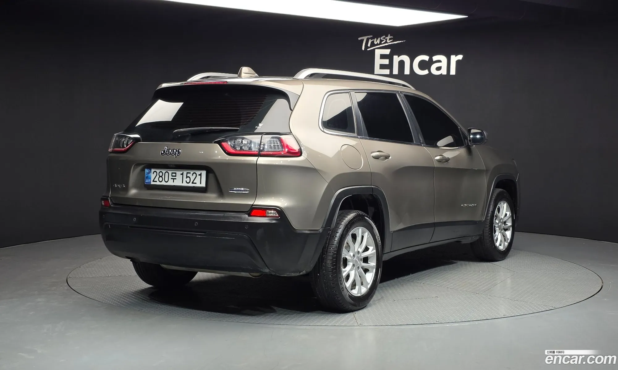Jeep Cherokee 2019 1C4PJMCB8KD124884 — 11