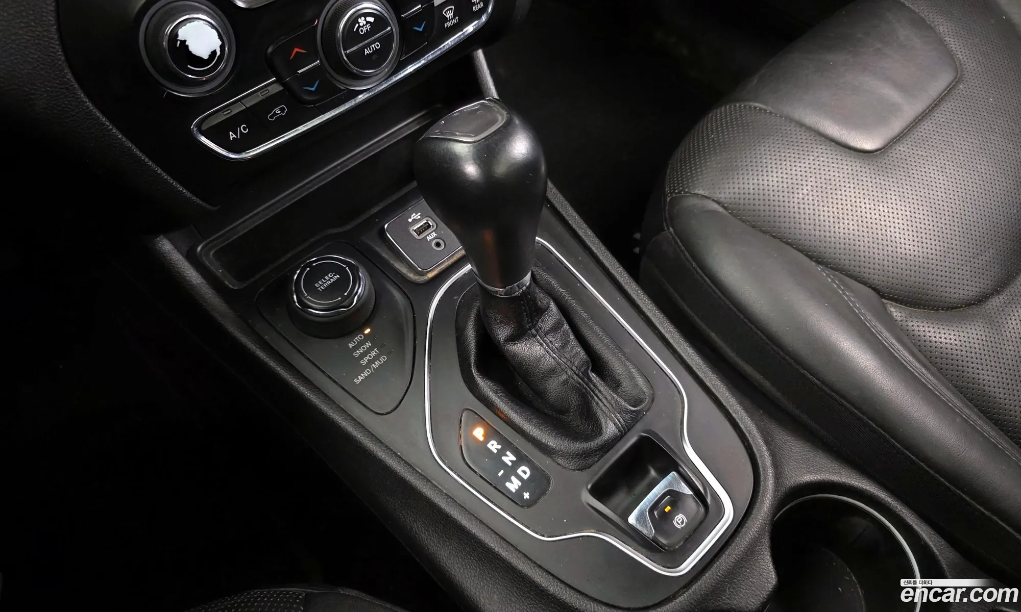 Jeep Cherokee 2019 1C4PJMCB8KD124884 — 17