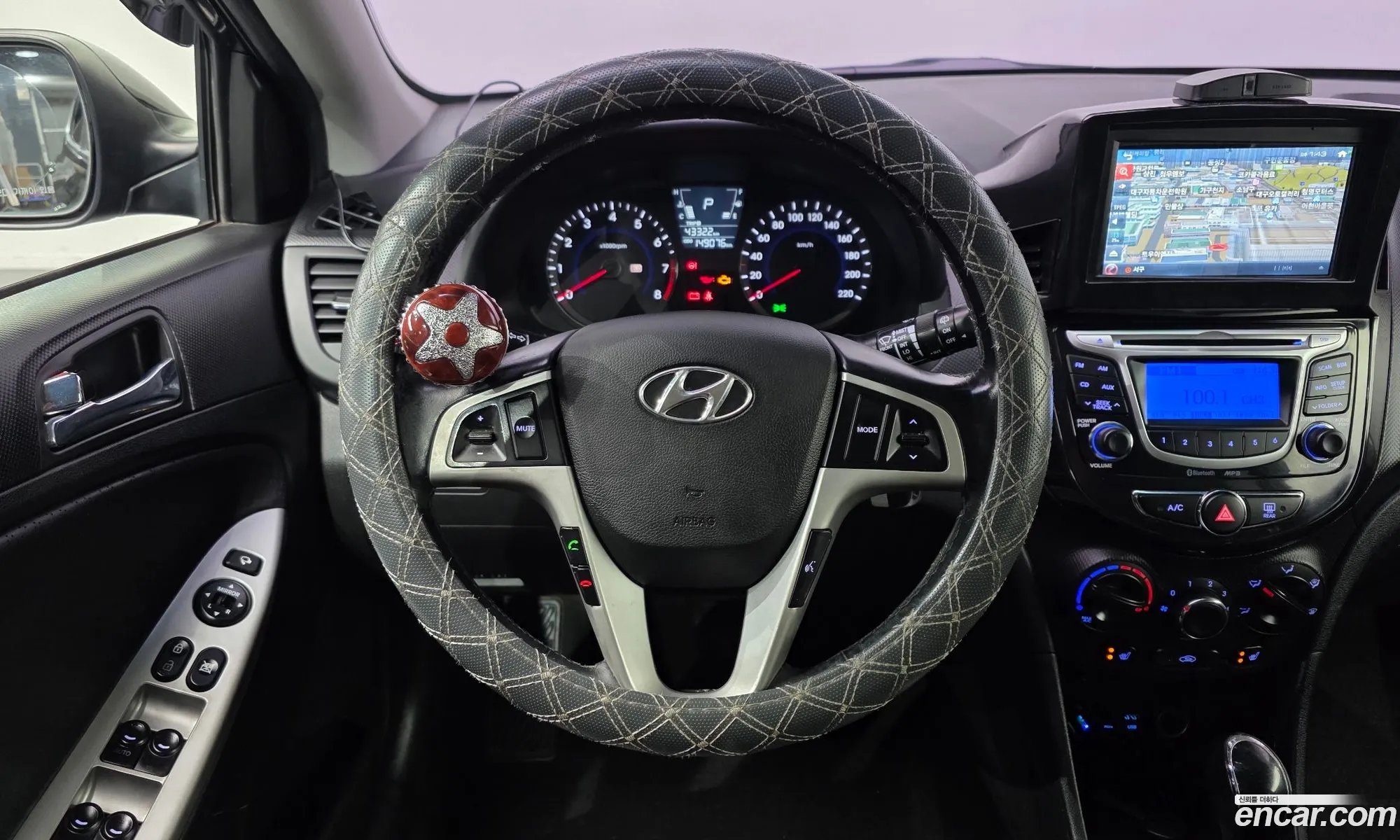 Hyundai Accent 2014 — 12