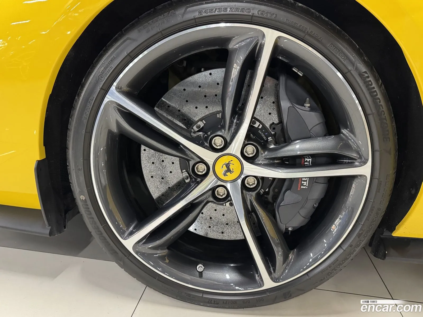 Ferrari 296 GTB 2022 — 10