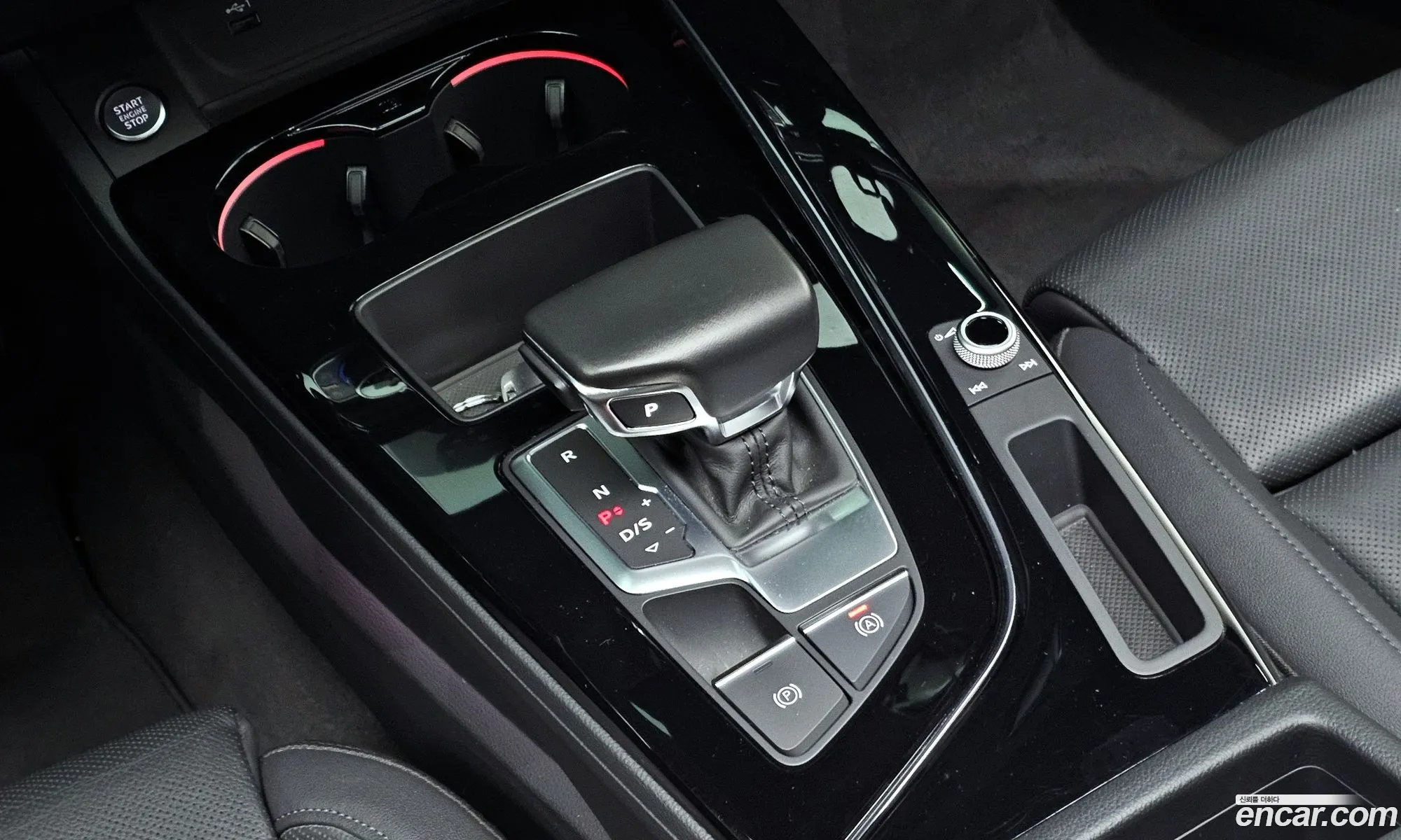 Audi A5 2022 WAUZZZF5 — 10