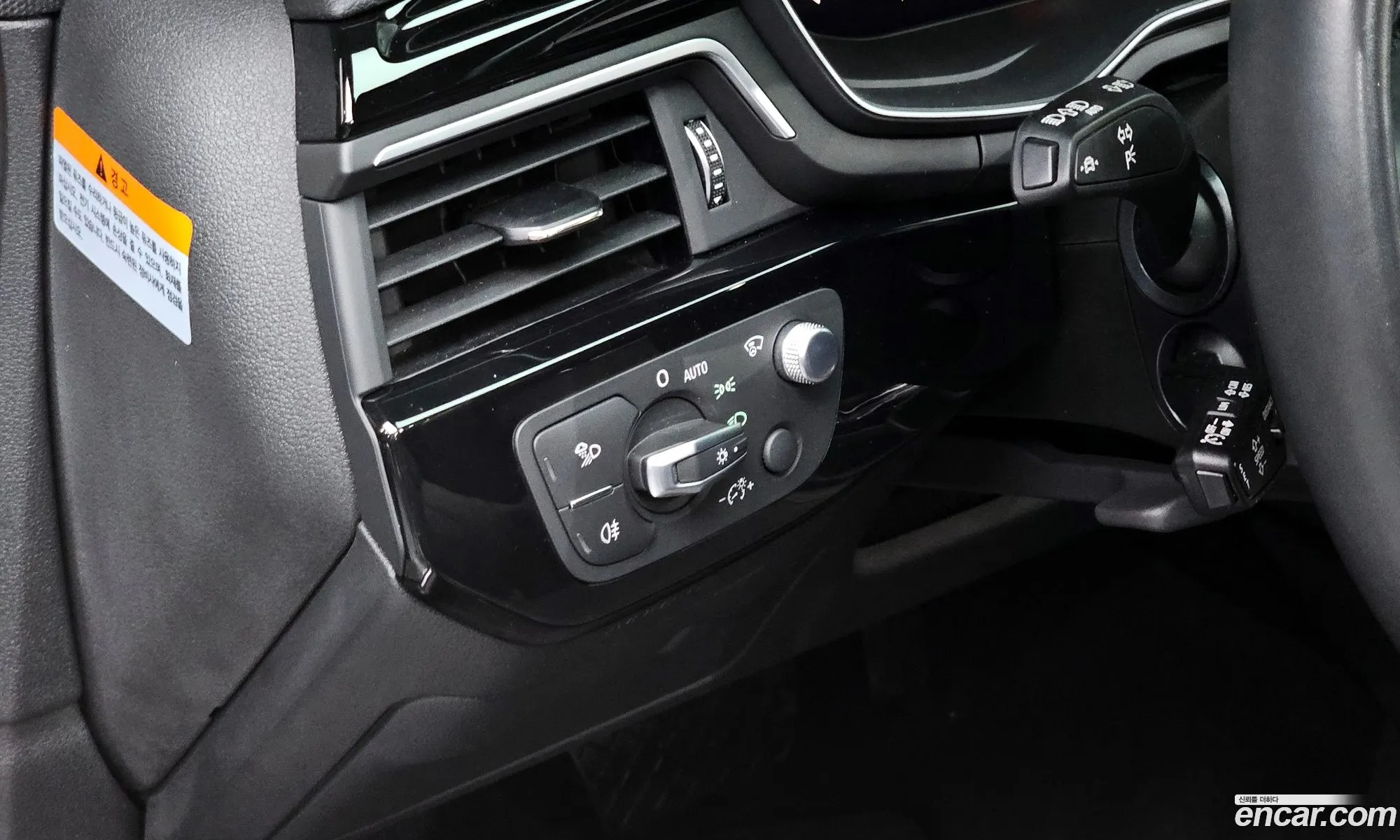 Audi A5 2022 WAUZZZF5 — 5