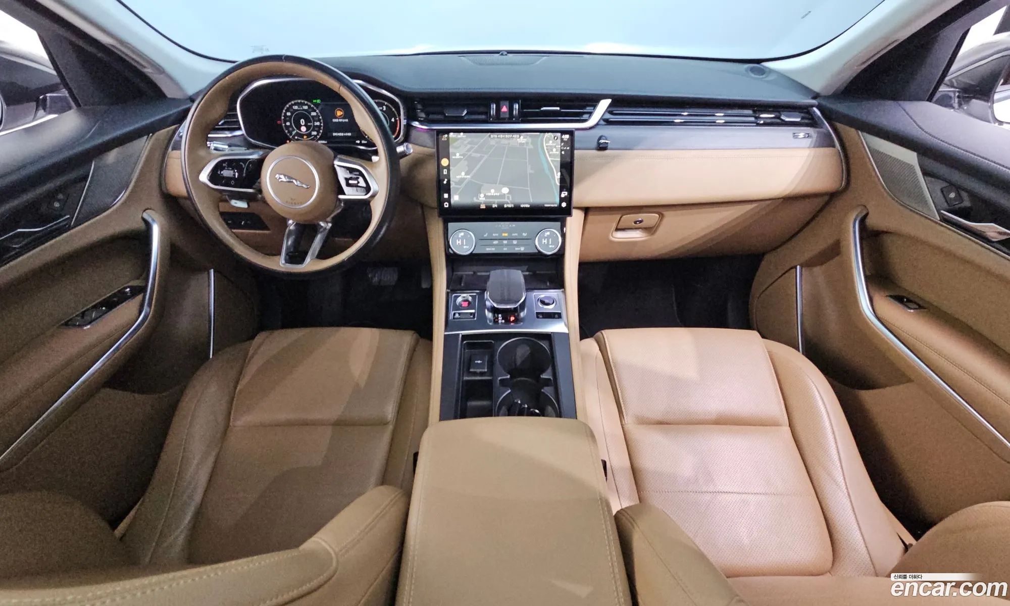 Jaguar F-Pace 2021 SADCA2BN0MA680226 — 10