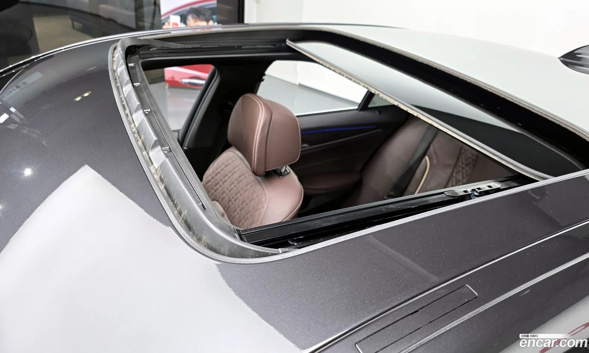 BMW 5 Series 2021 WBA11ES03MCG10037 — 19