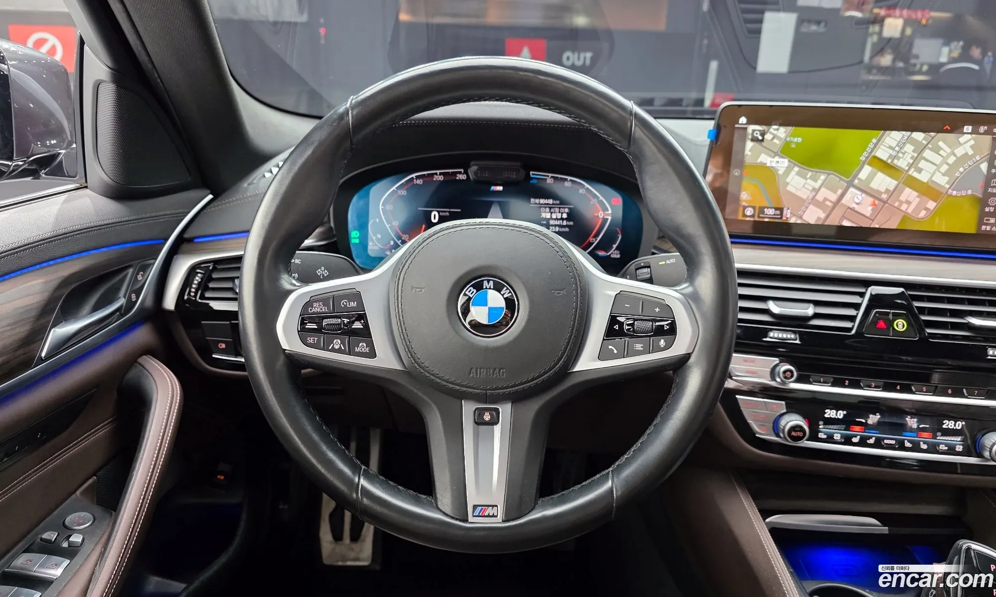 BMW 5 Series 2021 WBA11ES03MCG10037 — 11
