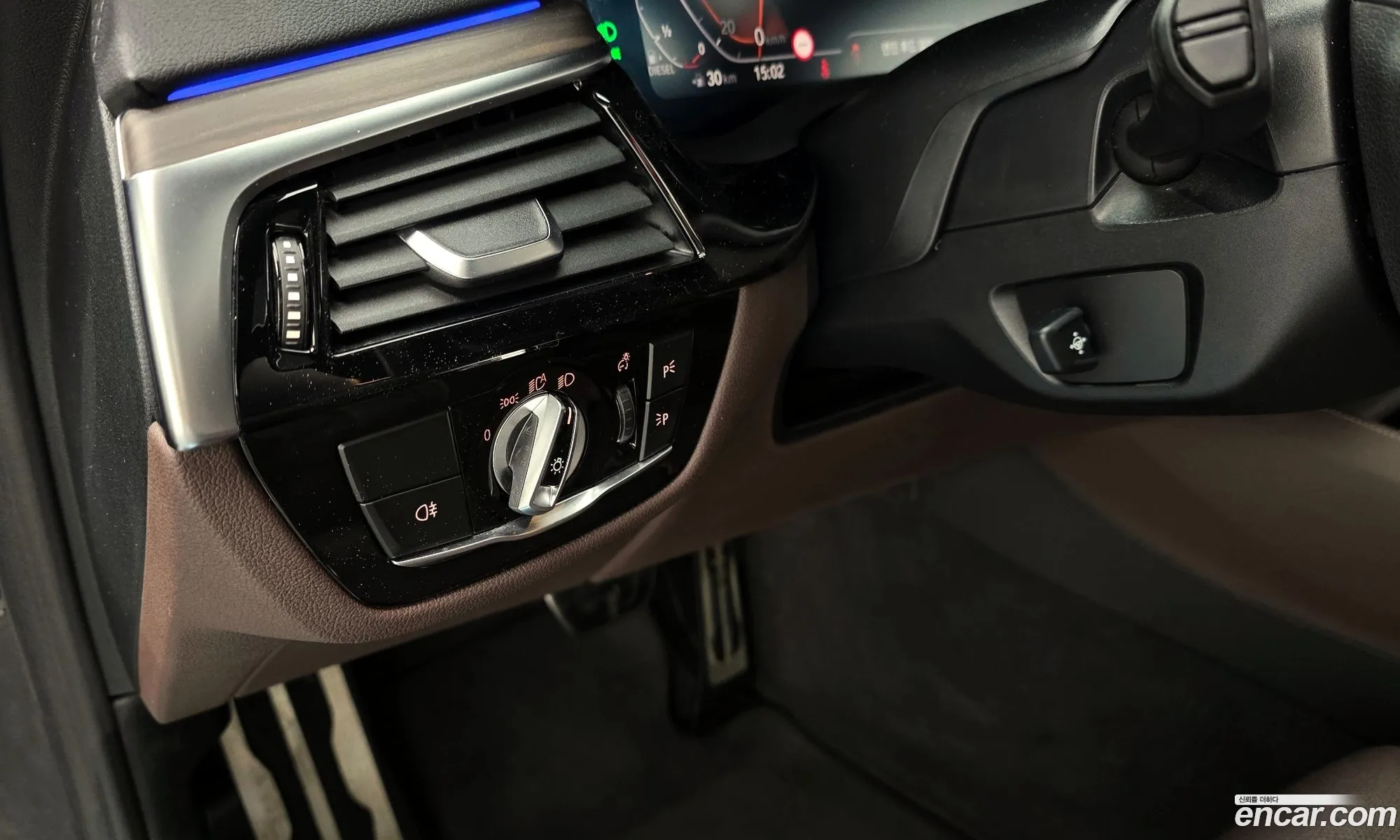 BMW 5 Series 2021 WBA11ES03MCG10037 — 8