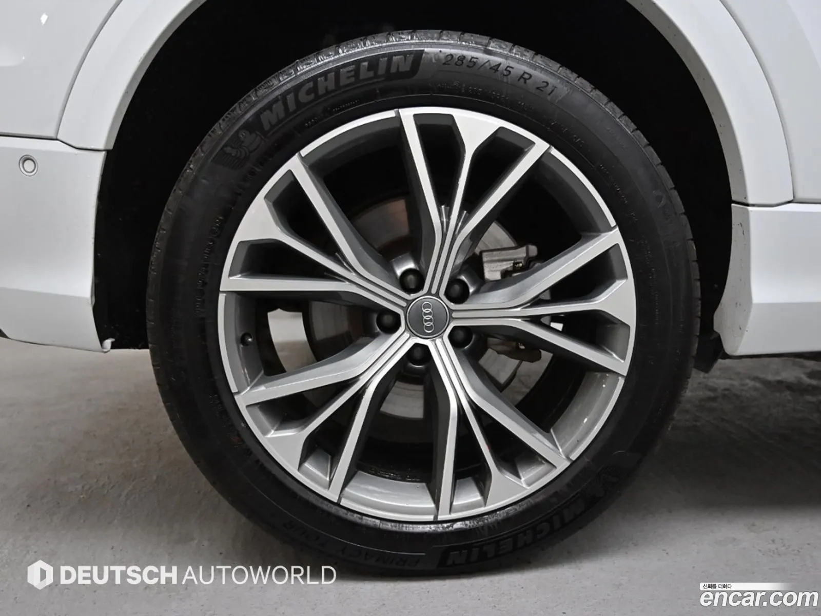 Audi Q8 2020 — 8