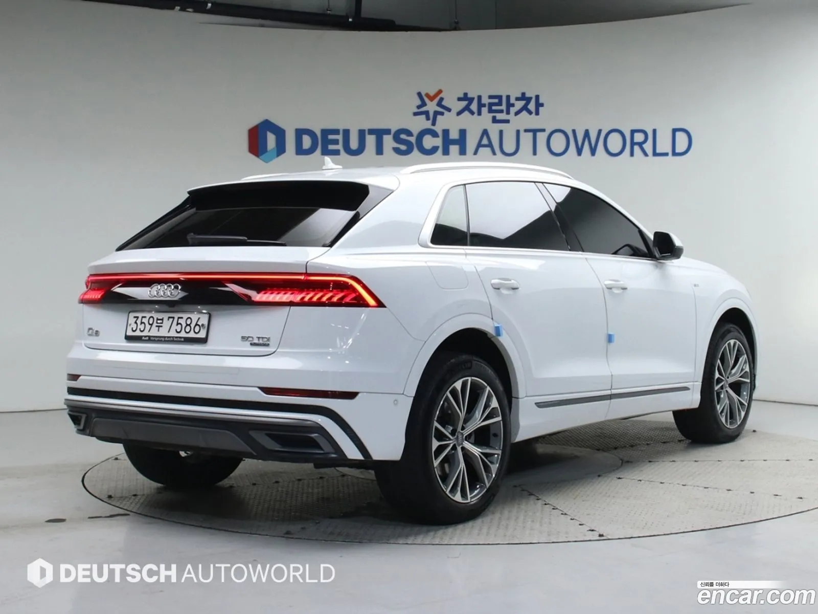 Audi Q8 2020 — 18