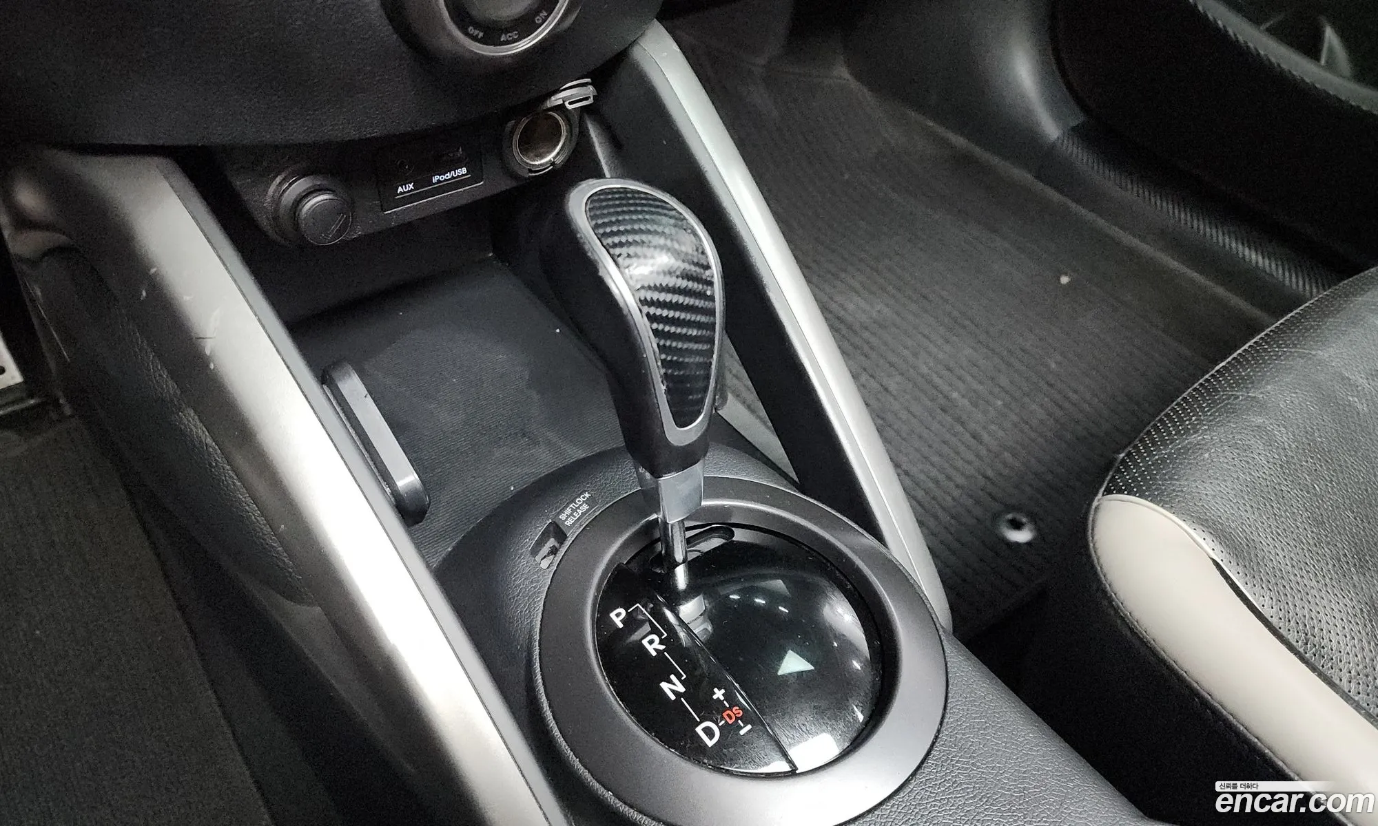 Hyundai Veloster 2012 — 8