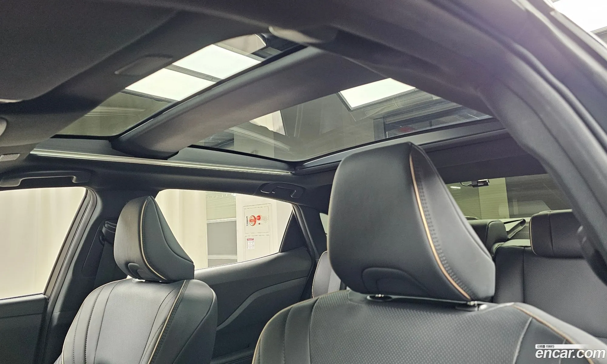 Toyota Crown Crossover 2023 JTDAAAAF7P3015128 — 8