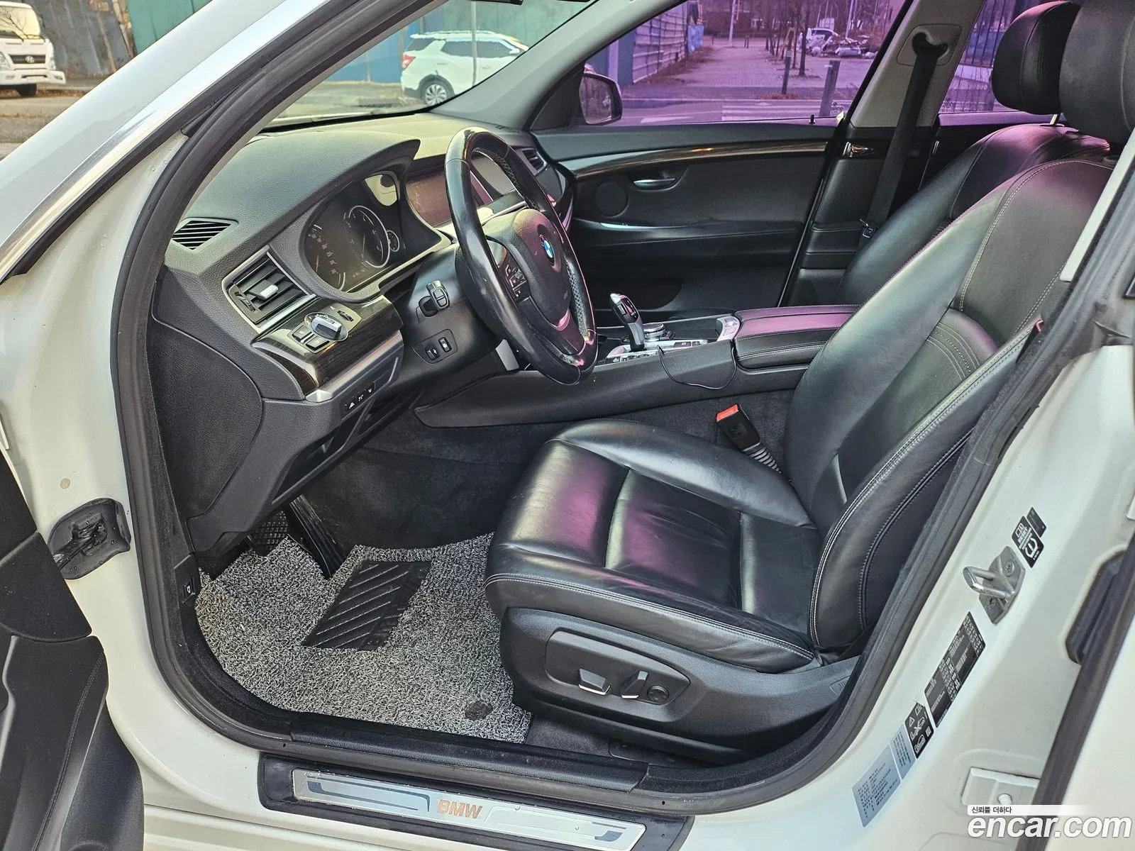 BMW 5 Series GT 2016 — 8