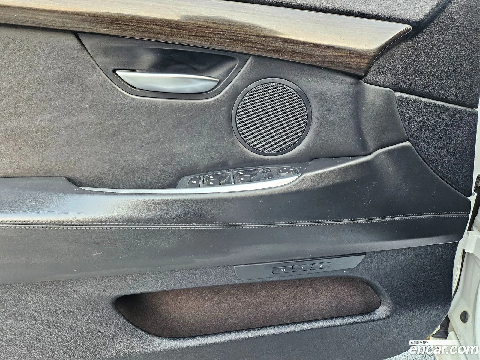 BMW 5 Series GT 2016 — 19