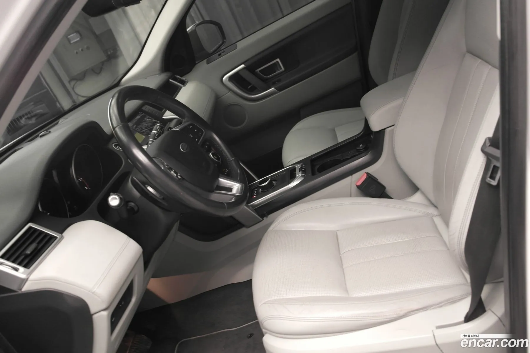 Land Rover Discovery Sport 2017 — 19