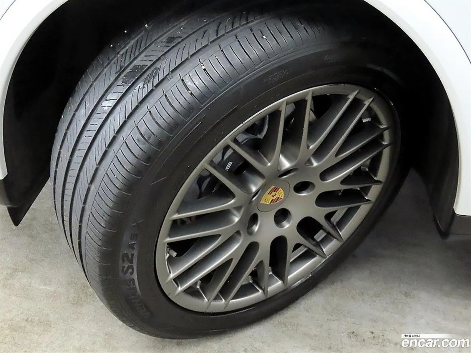 Porsche Cayenne 2017 — 3