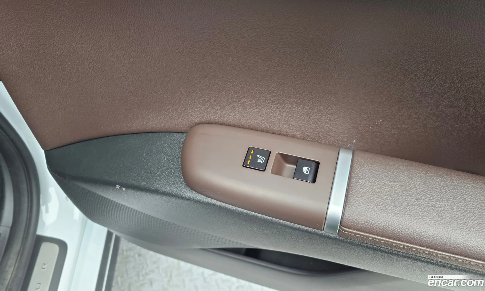 Hyundai Grandeur Hybrid 2023 — 3