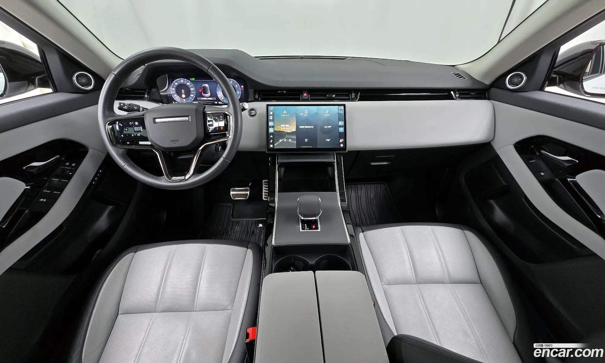 Land Rover Range Rover Evoque 2024 — 13