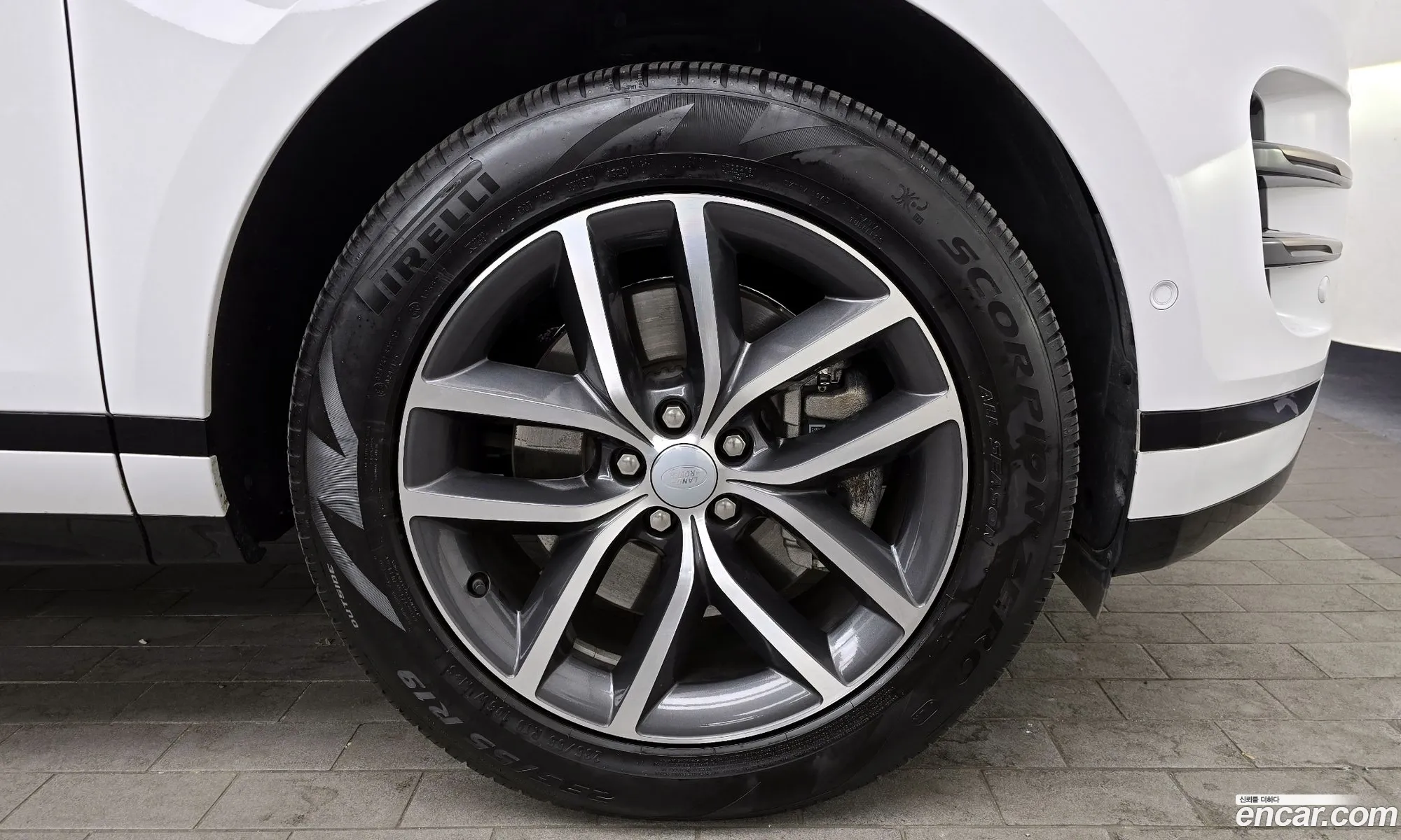 Land Rover Range Rover Evoque 2024 — 15