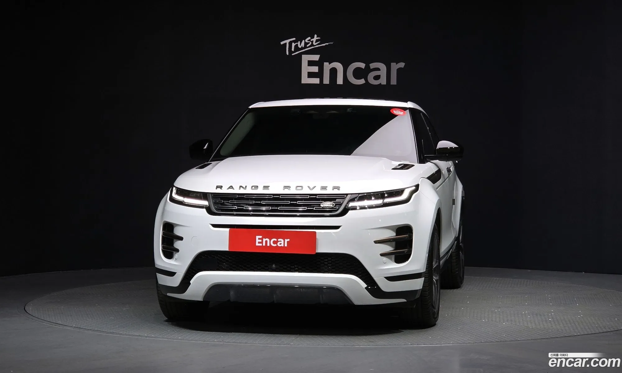 Land Rover Range Rover Evoque 2024 — 17