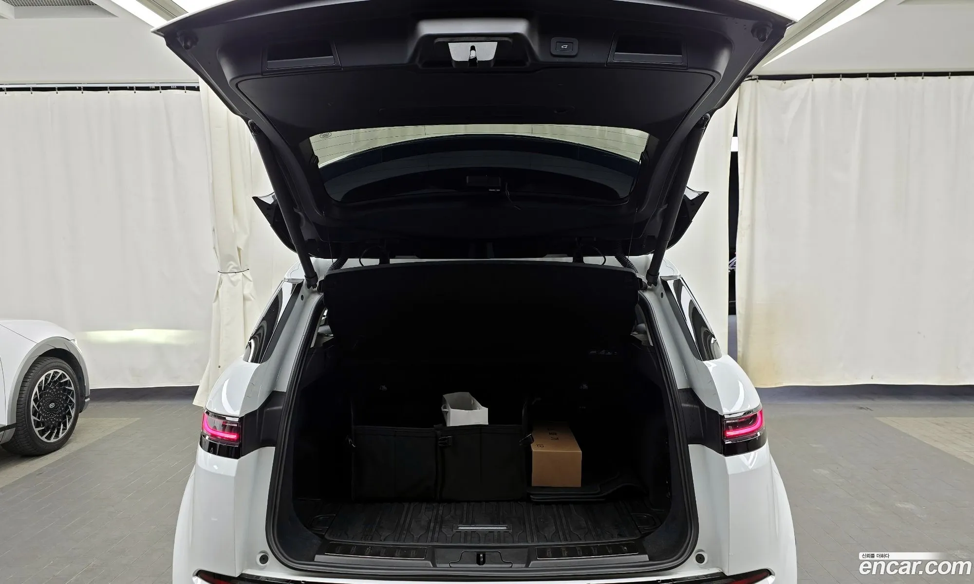 Land Rover Range Rover Evoque 2024 — 3