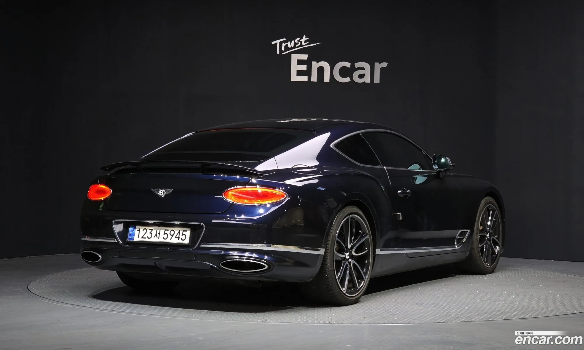 Bentley Continental GT 2019 SCBCD13S3KC071086 — 3