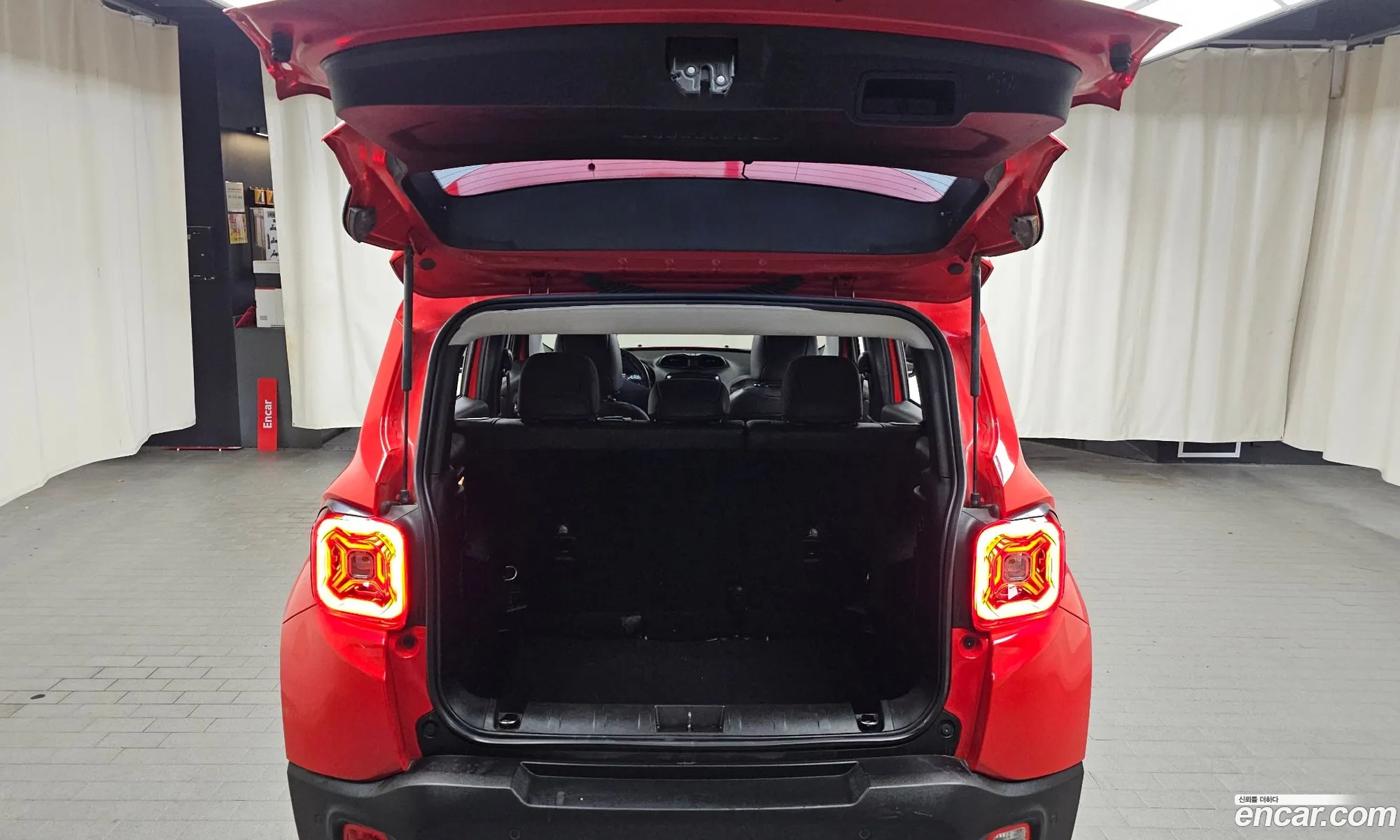 Jeep Renegade 2021 1C4NJCDB8MPM65882 — 16