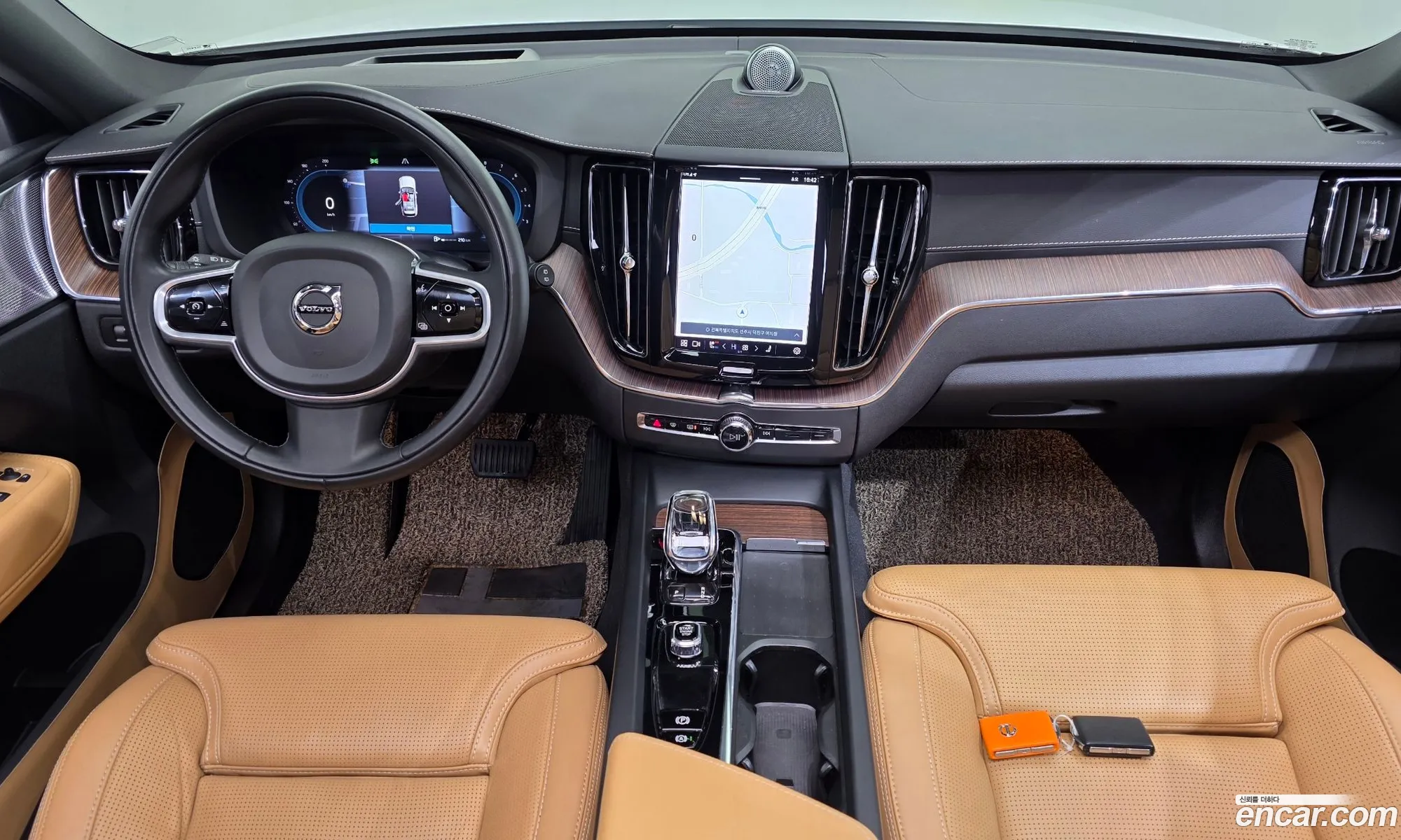 Volvo XC60 2022 YV1UZL12CN1978041 — 19