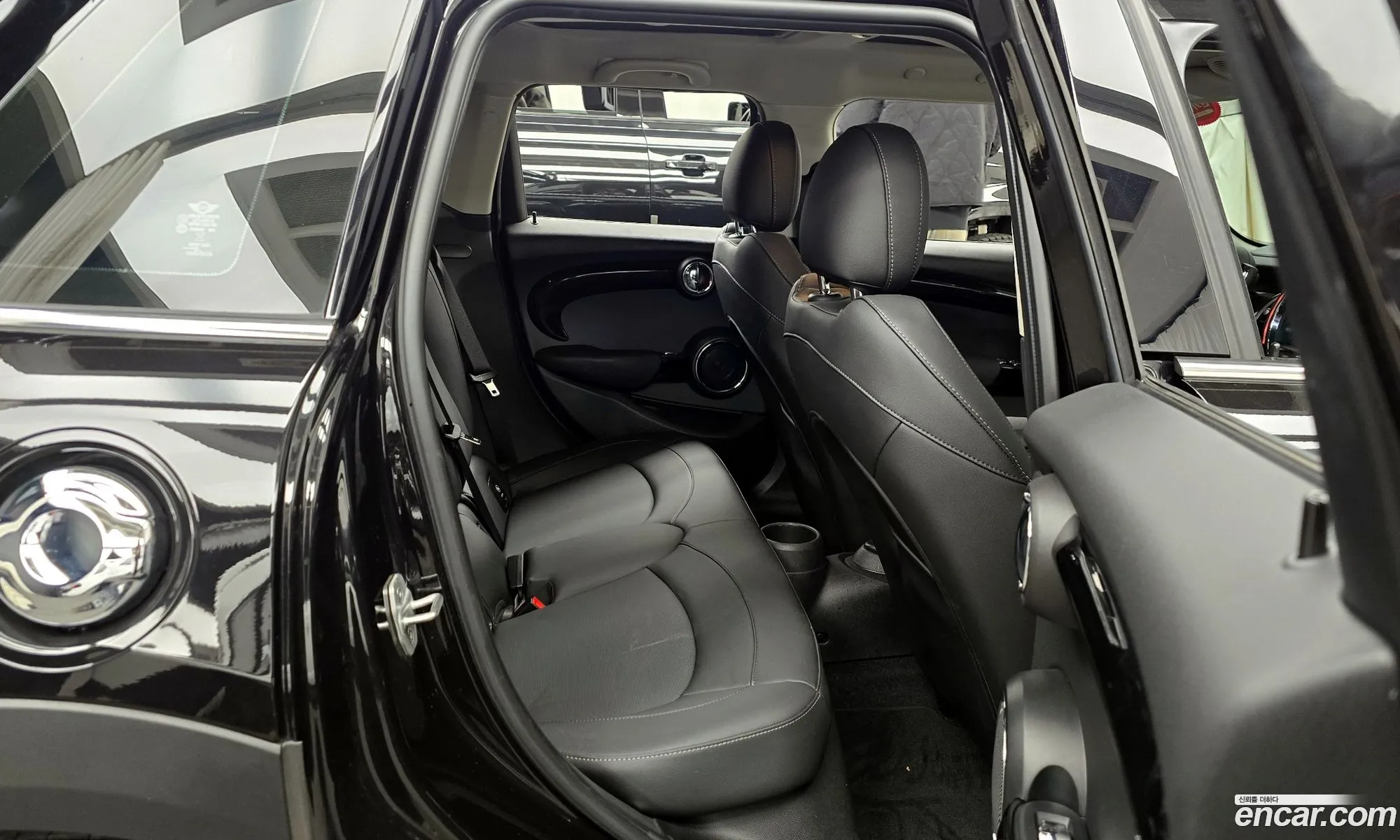Mini Cooper S 2020 WMWXV9105L2N04598 — 7