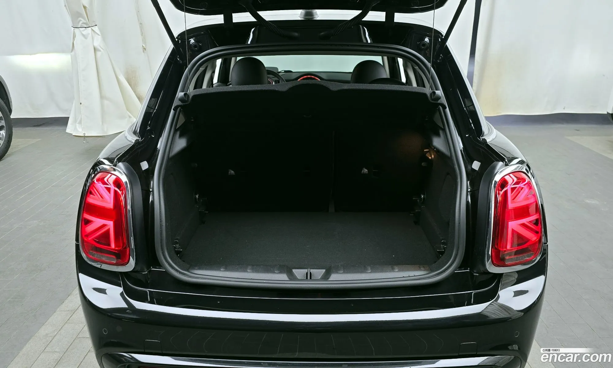 Mini Cooper S 2020 WMWXV9105L2N04598 — 2