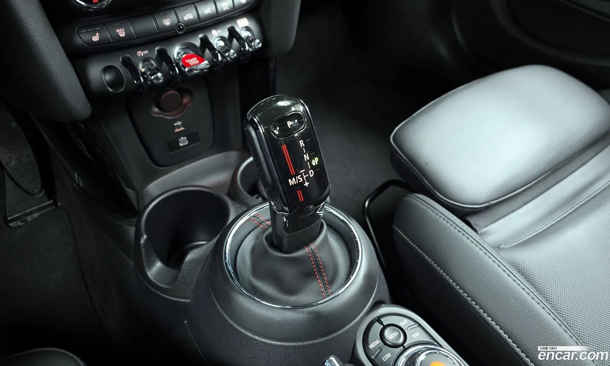 Mini Cooper S 2020 WMWXV9105L2N04598 — 16