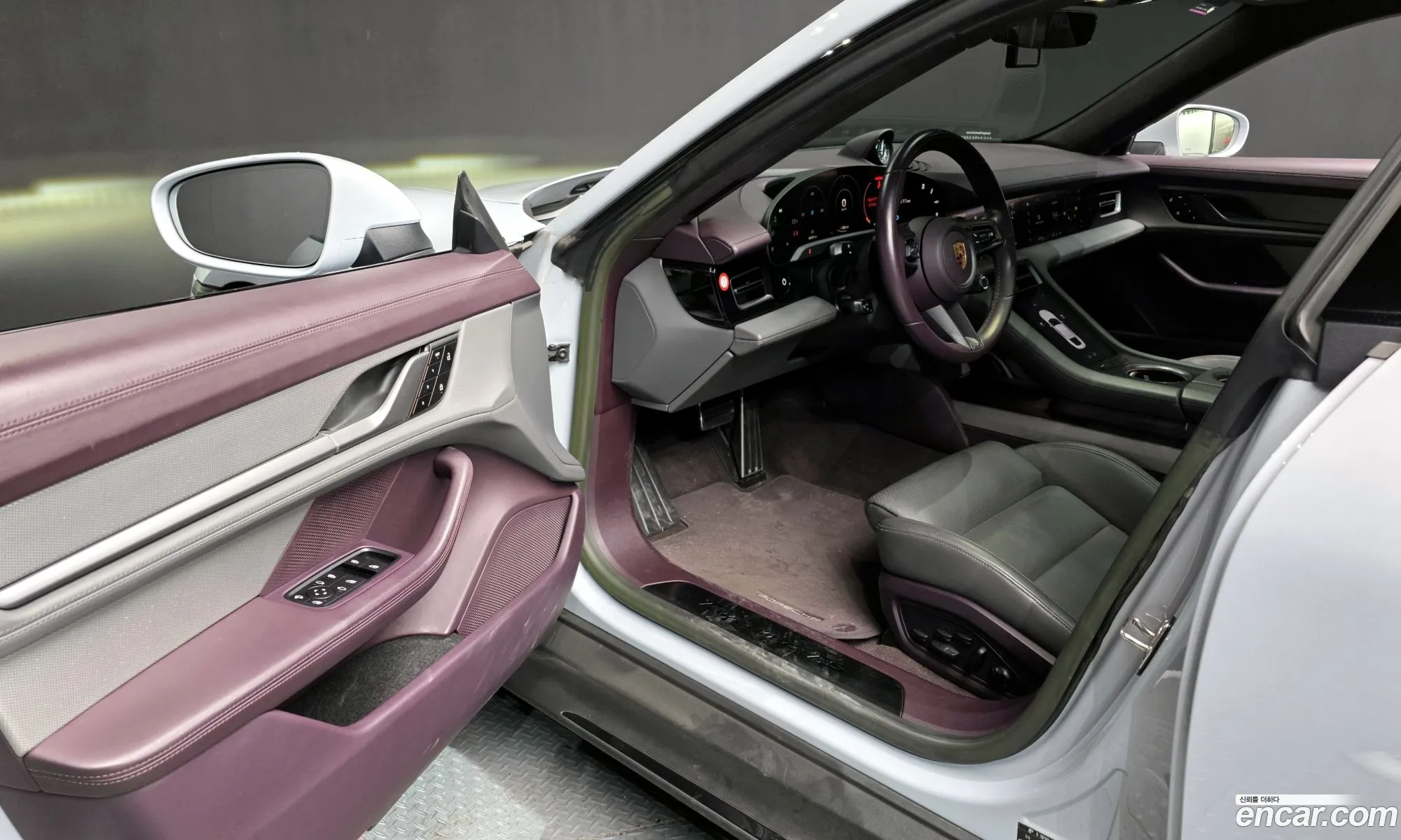 Porsche Taycan 2023 — 14